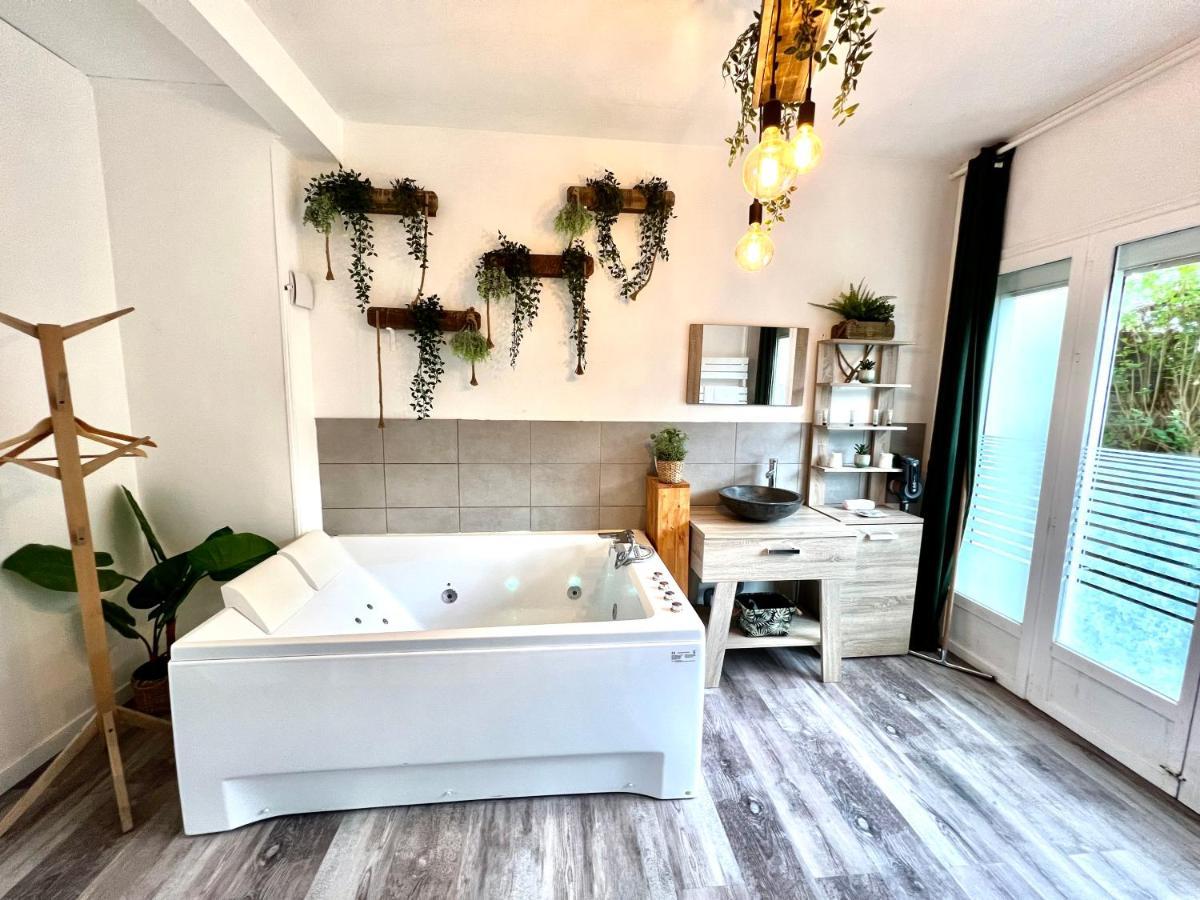 Loasis Apartment Кале Екстериор снимка